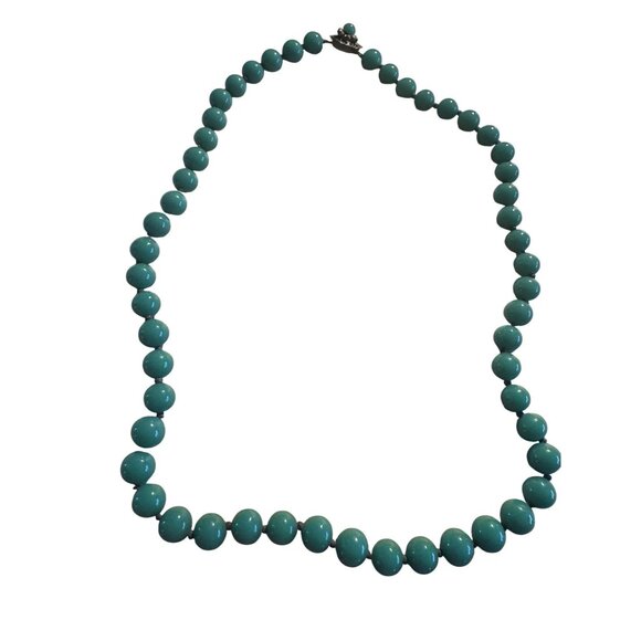 Far East Jade By Haskell 1960s Jade Necklace 14KT Box Clasp 15" L Silk Cording - Picture 2 of 9